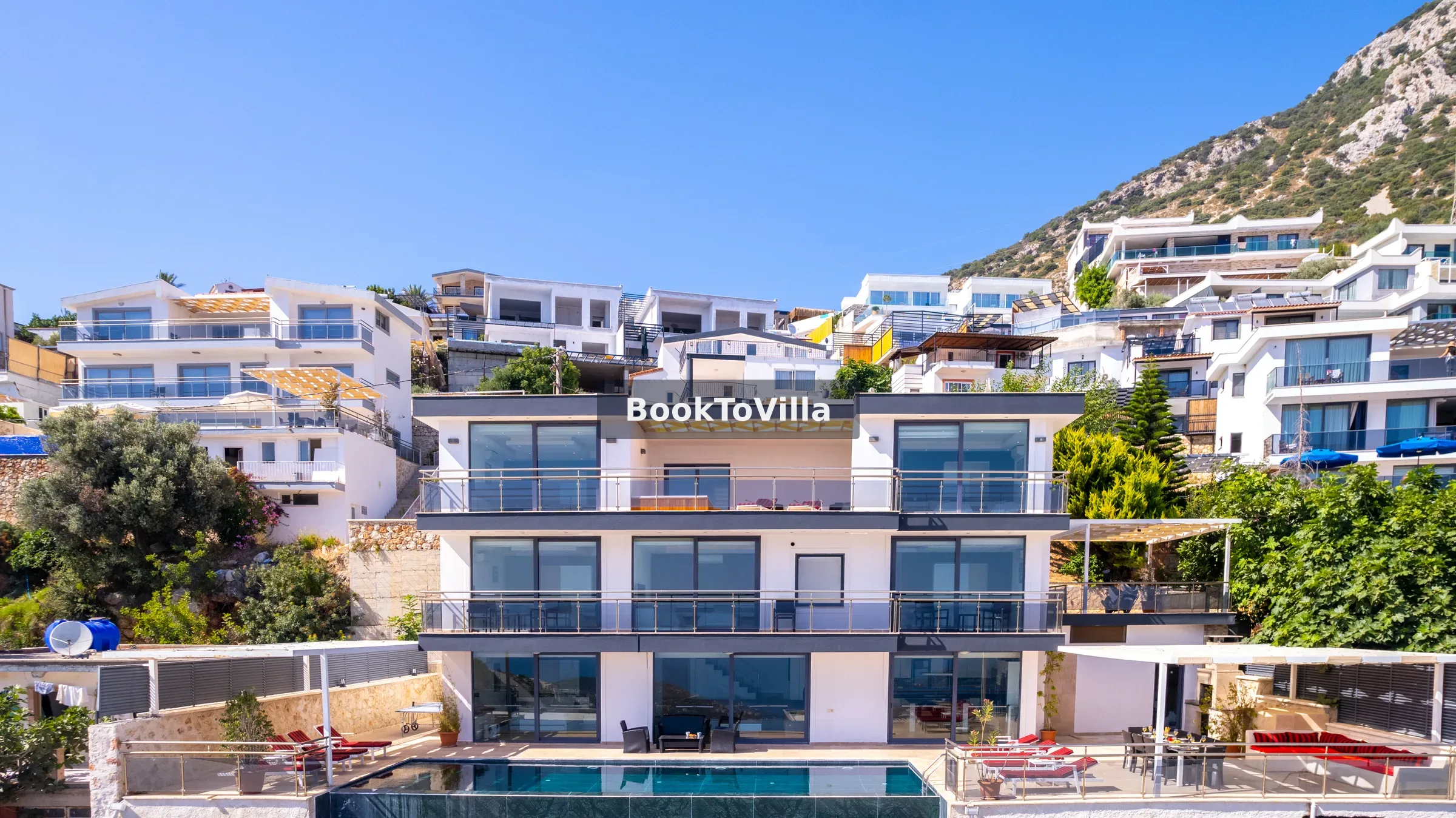 Kalkan Akbel Elit 1 deniz manzaralı özel havuzlu lüks villa