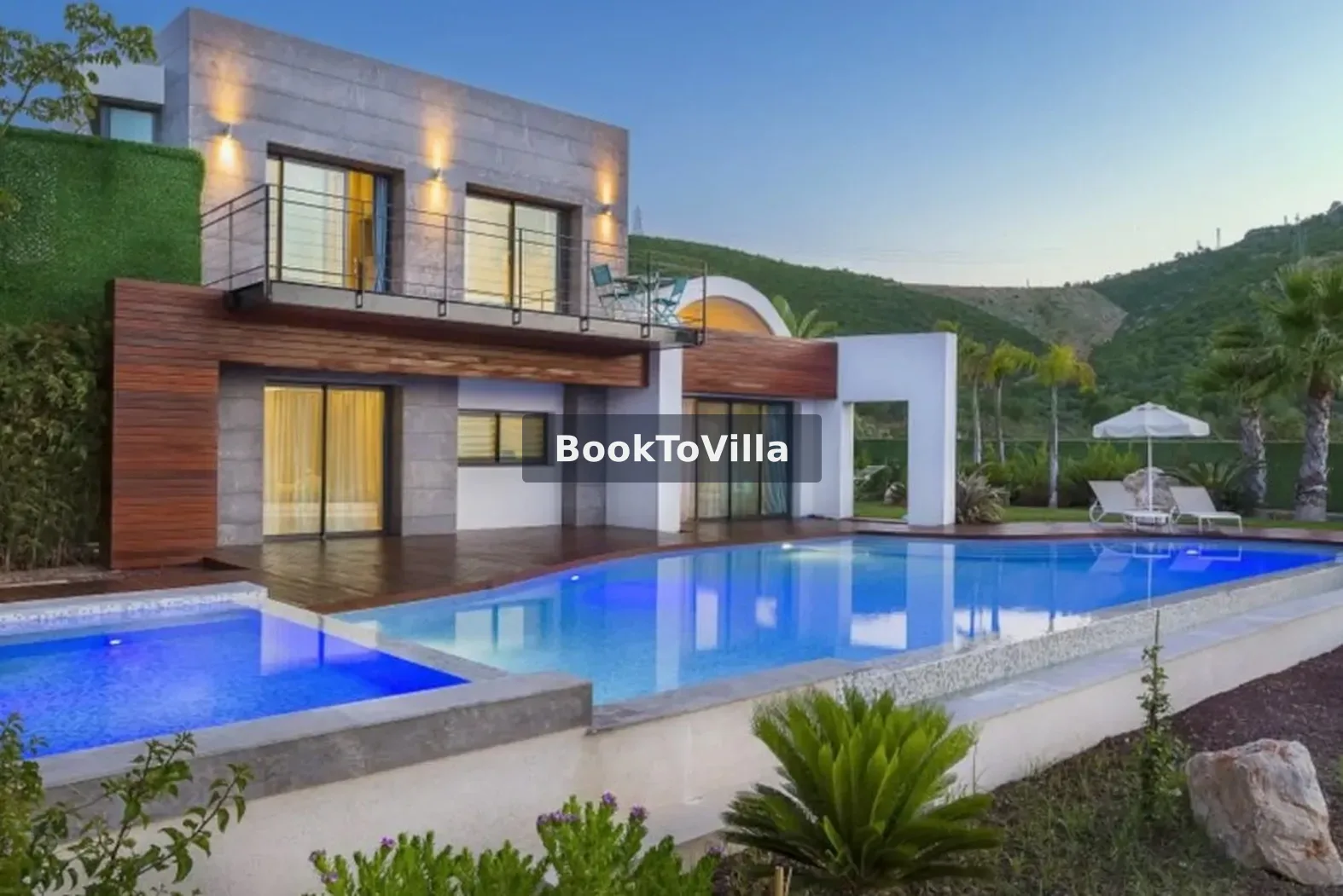 Bodrum Torba Villa Hill Deluxe korunaklı özel havuzlu lüks villa görünümü