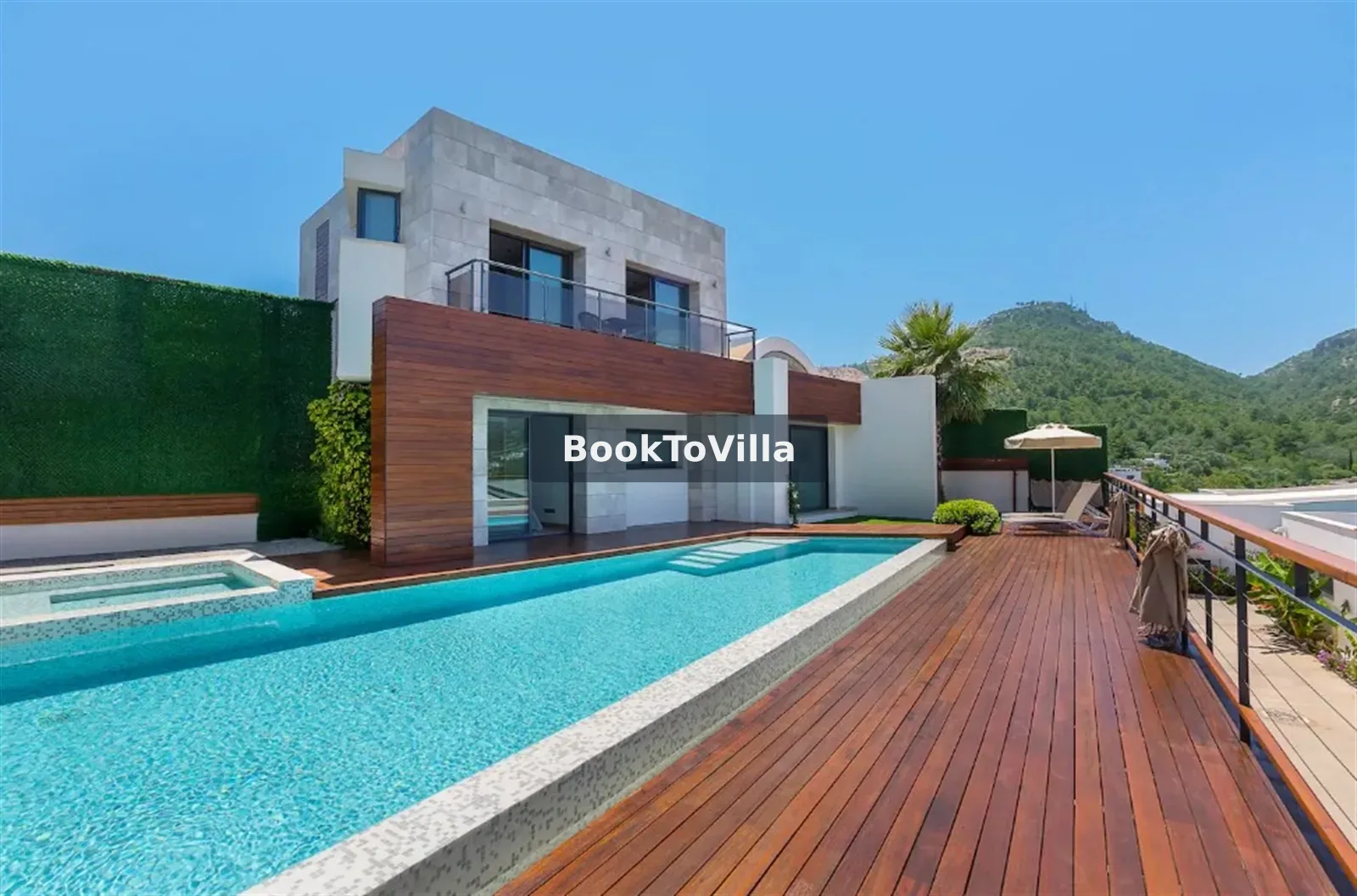 Bodrum Torba Villa Hill Premium korunaklı özel havuzlu lüks villa görünümü