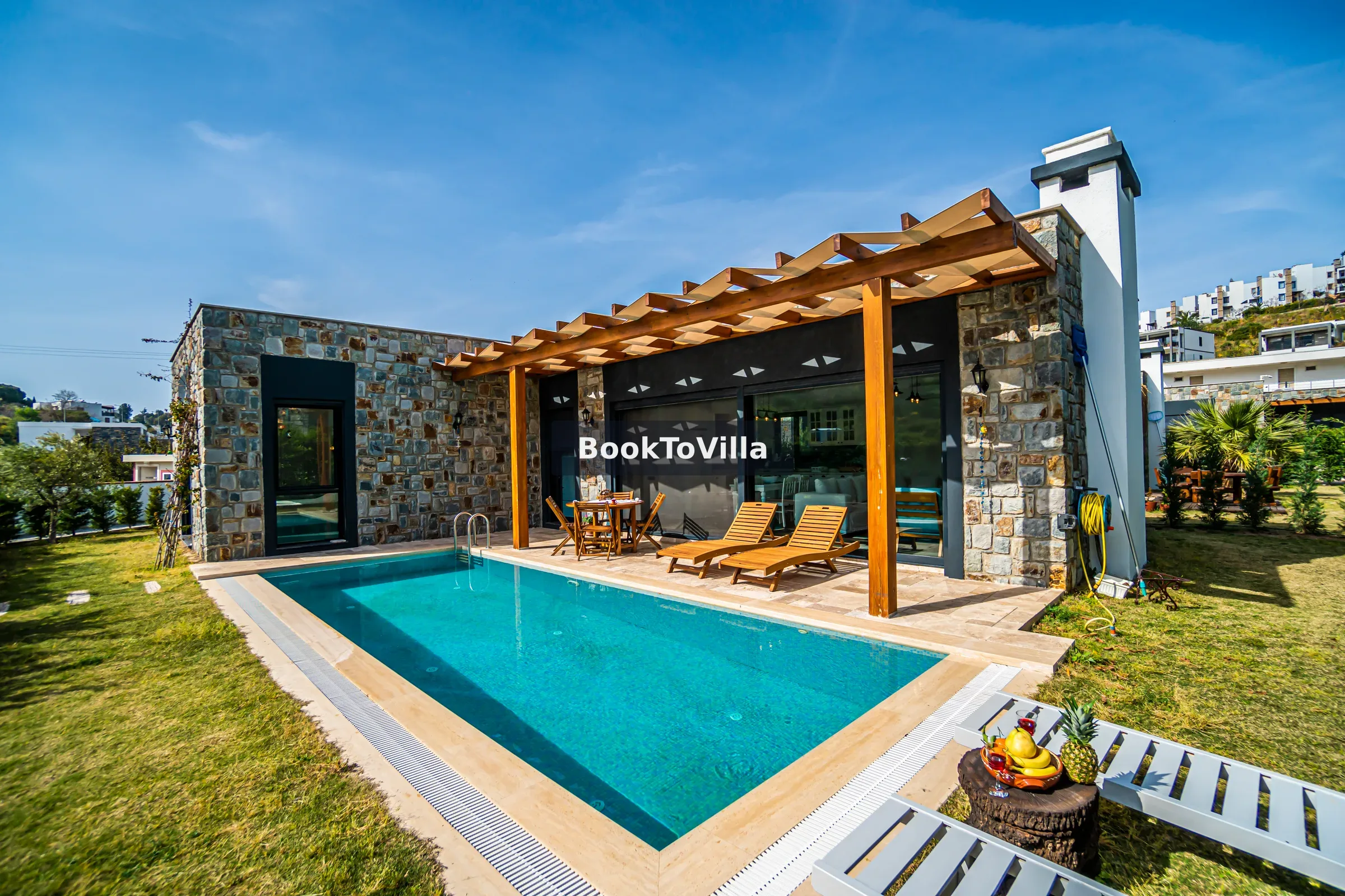 Bodrum Gündoğan Villa Mystery özel havuzlu lüks villa görünümü