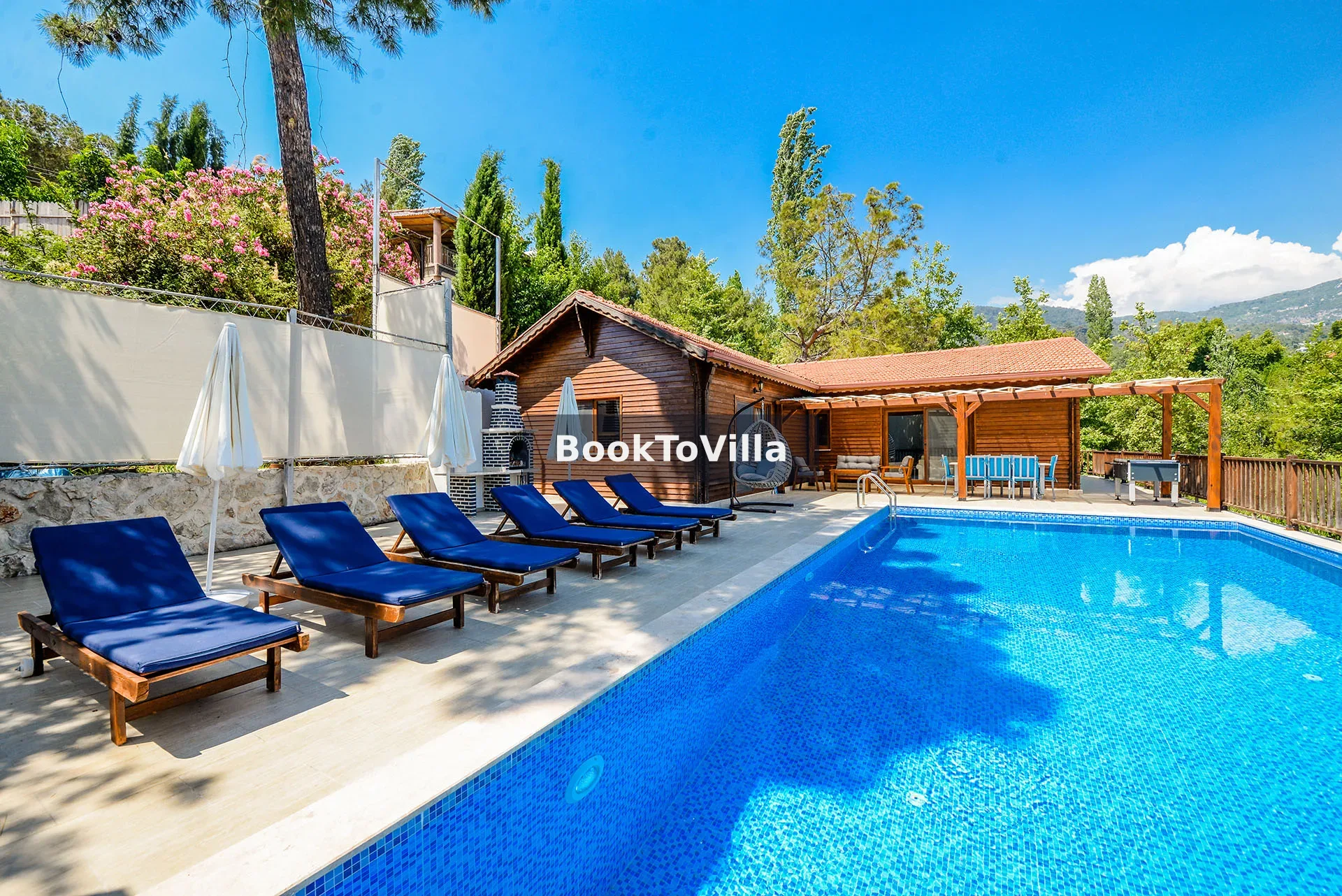 Kalkan İslamlar Villa Woody ahşap dizaynlı özel havuzlu villa